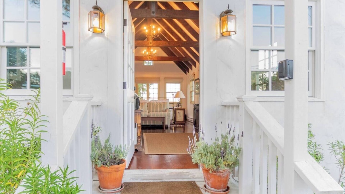 Monterey House | Romantic Carmel Cottage: Ocean & Country Views