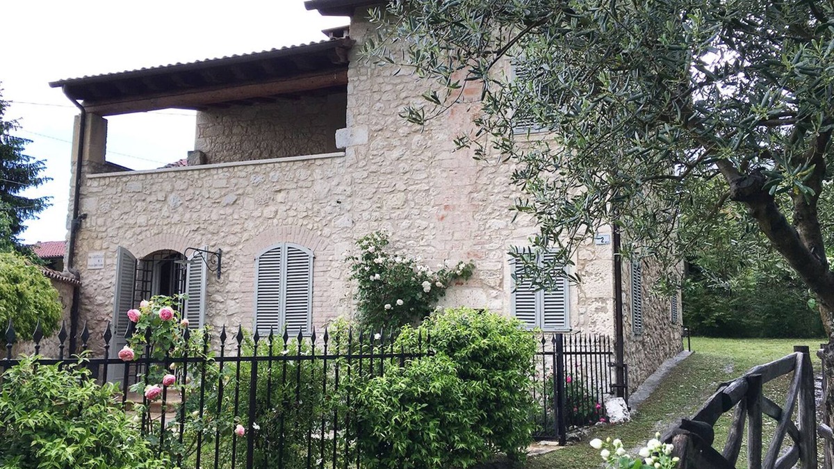 Zovencedo Cottage | Romantic Cottage at the Castle
