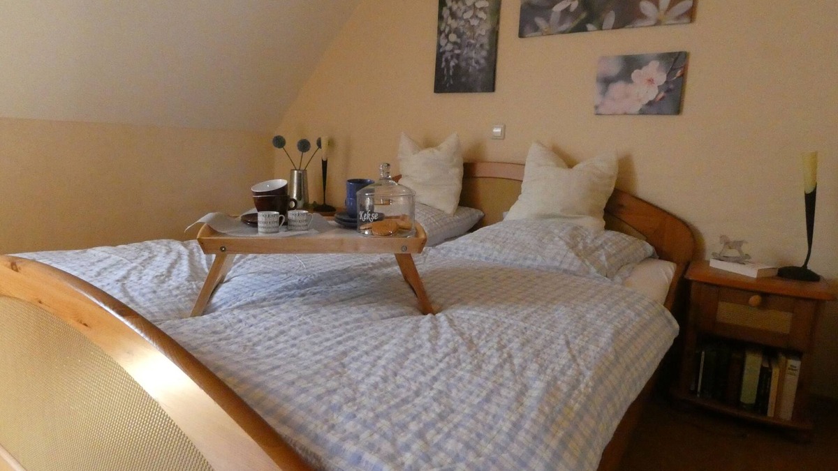 Pommern Apartment | Romantic four-star holiday home in the style of a country-house
