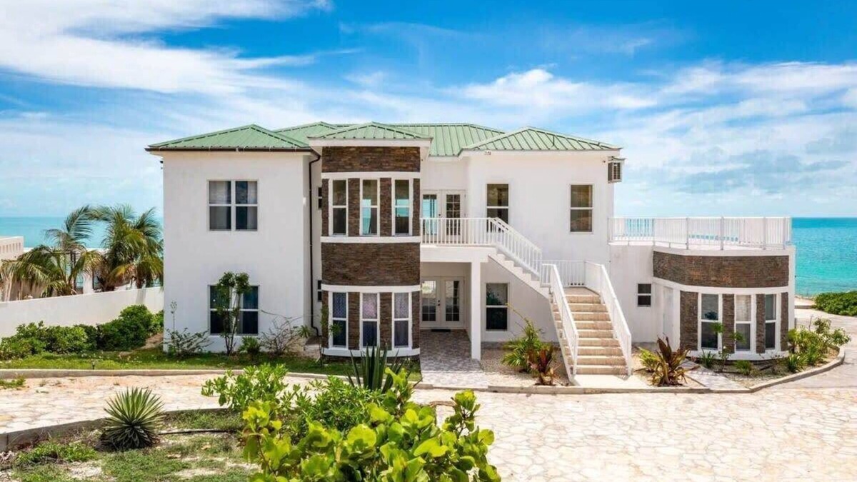 Juba Sound Apartment | Romantic Getaway Villa w/WIFI & equipped kitchen