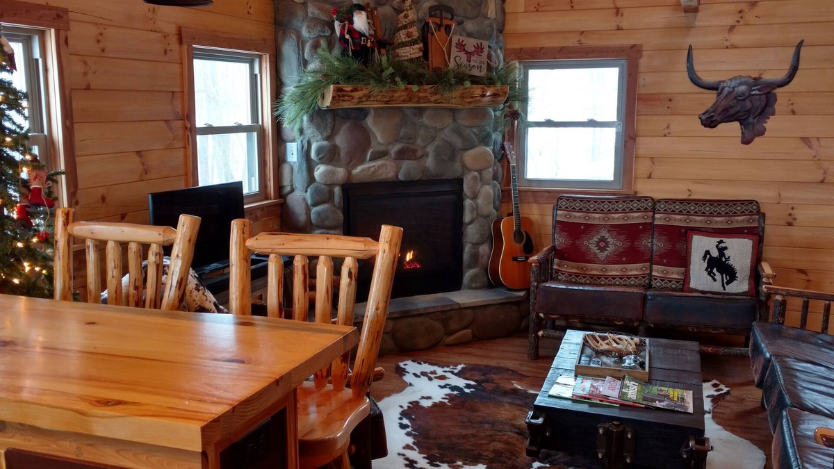 Sterling Cabin | Romantic Getaway Cabin in the Country