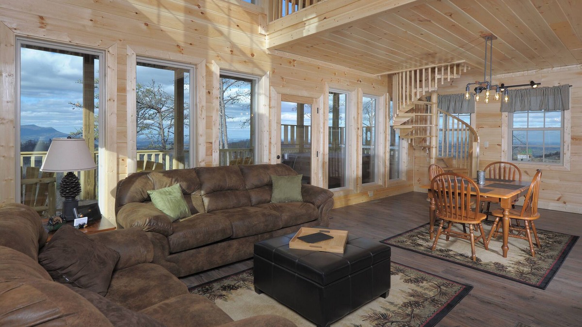 Gatlinburg - Pigeon Forge Cabin | Romantic Getaway❤️ Fabulous Views 2 Beds 2 Baths