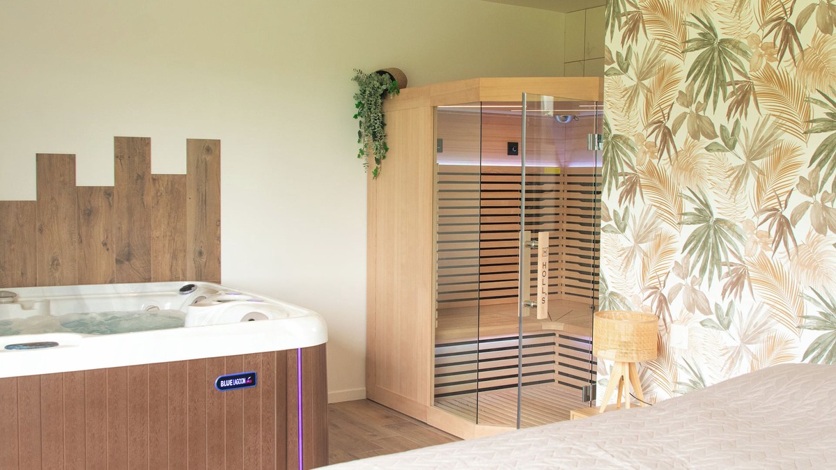 Petit-Caux House | Romantic gîte with private spa and sauna in the heart of nature, absolute calm.