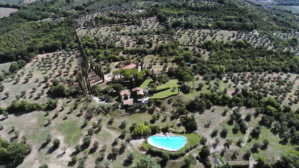 Campagnatico House | Romantic HideAway in an Old Olive Grove - EcoTourism - Huge Pool - E-Charger