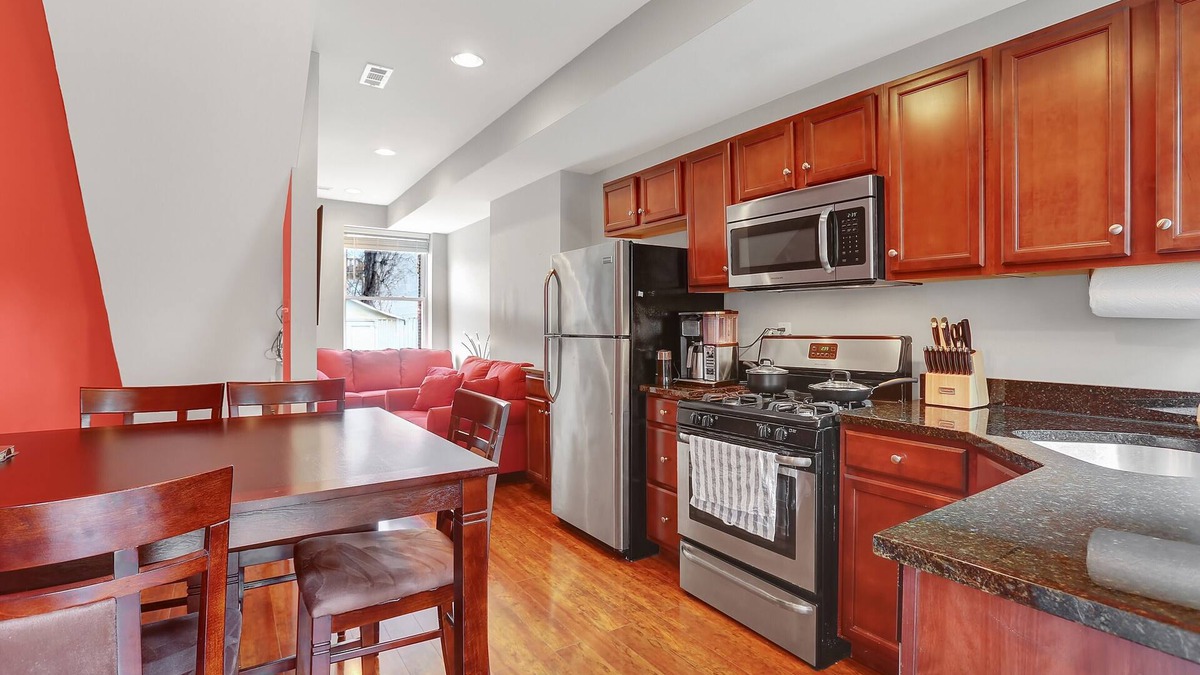 Upper Fells Point House | Romantic Hot Tub Getaway, Walking Distance to Fells Point