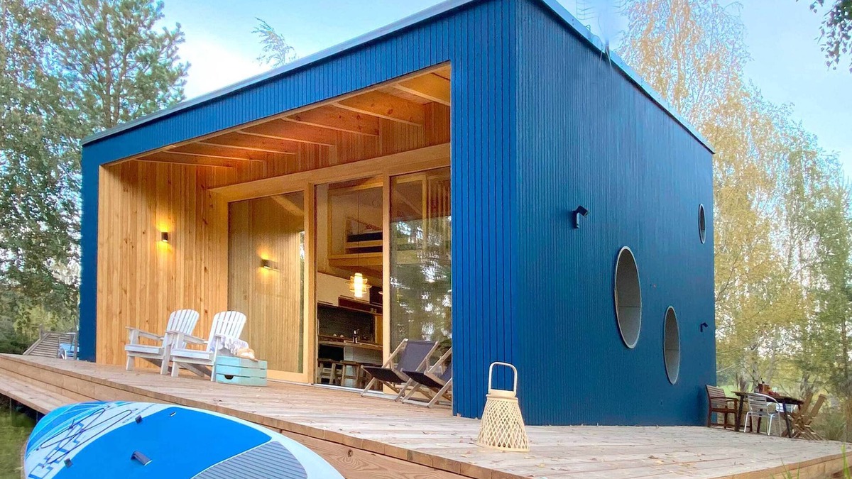 Brzozie House | Romantic house with lake view and sauna