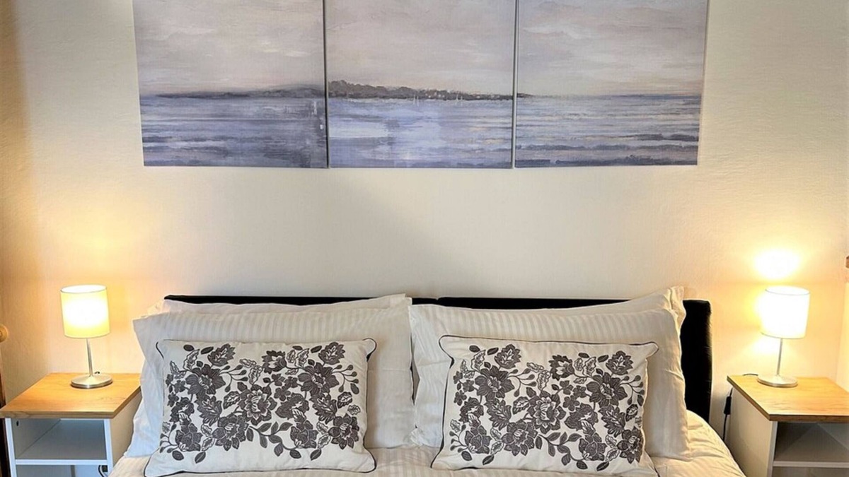 Rovezzano Apartment | Romantic Nest Florence Studio