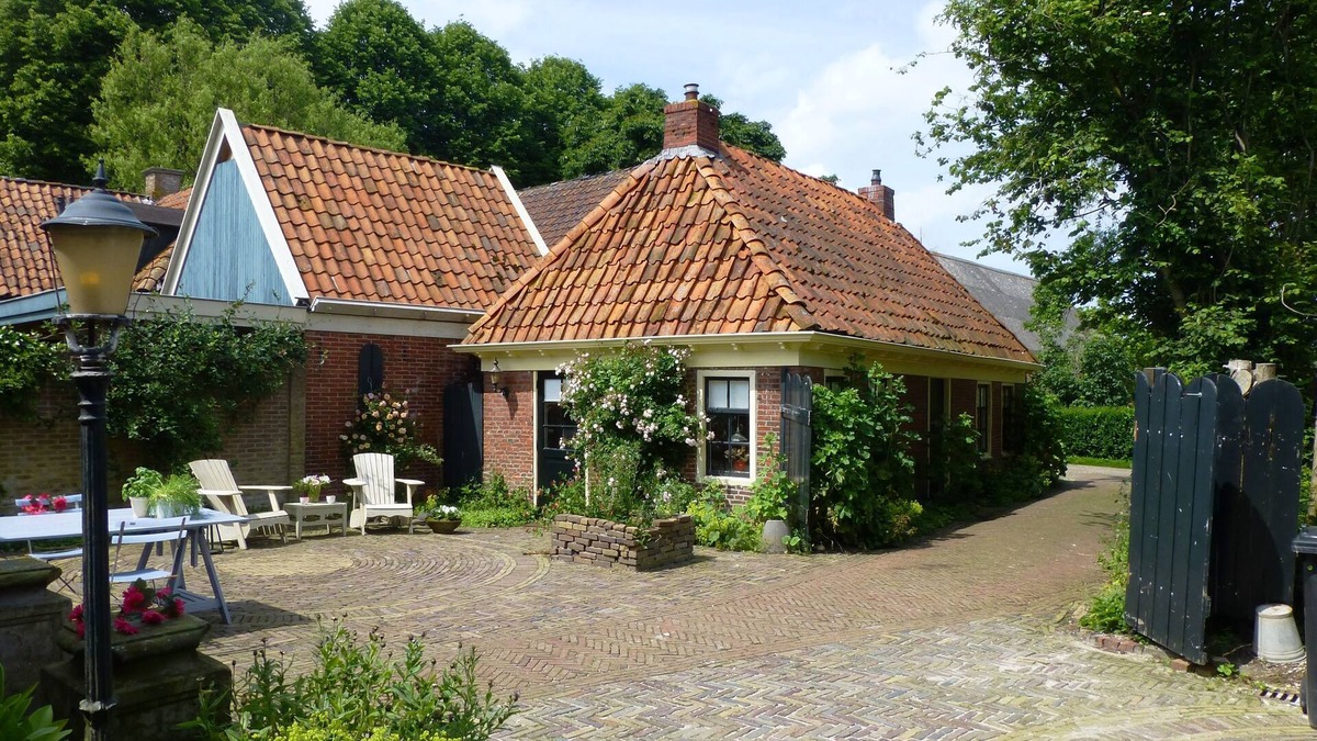 Tinallinge House | Romantic private house with sauna and steam bath