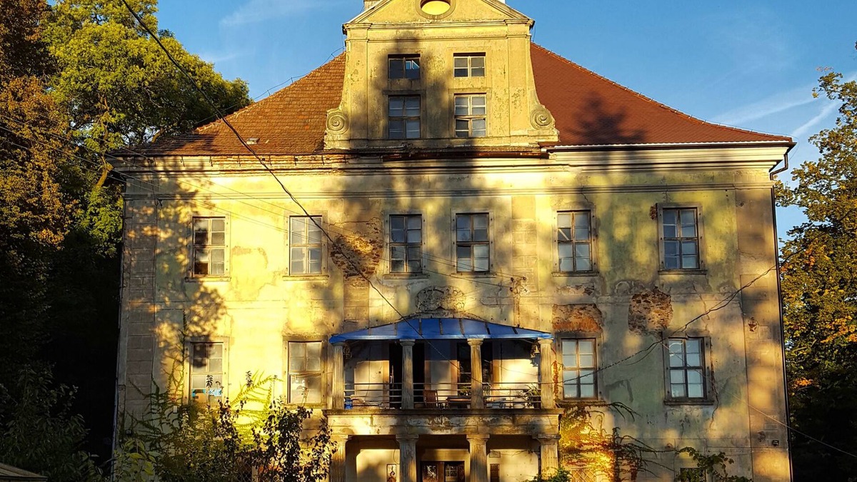 Gryfow Slaski Other | Romantic Renaissance Palace in Rząsiny