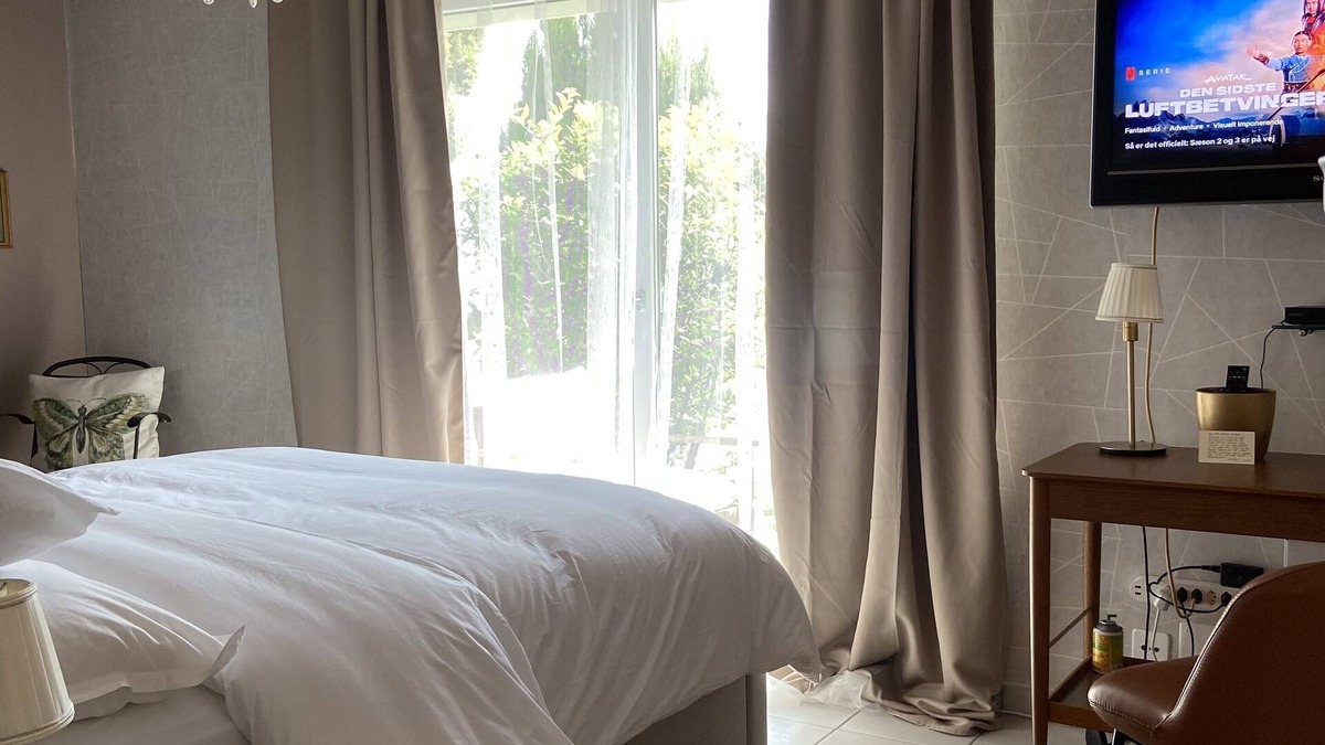 Riazzino Apartment | Romantic retreat with swimming pool.
