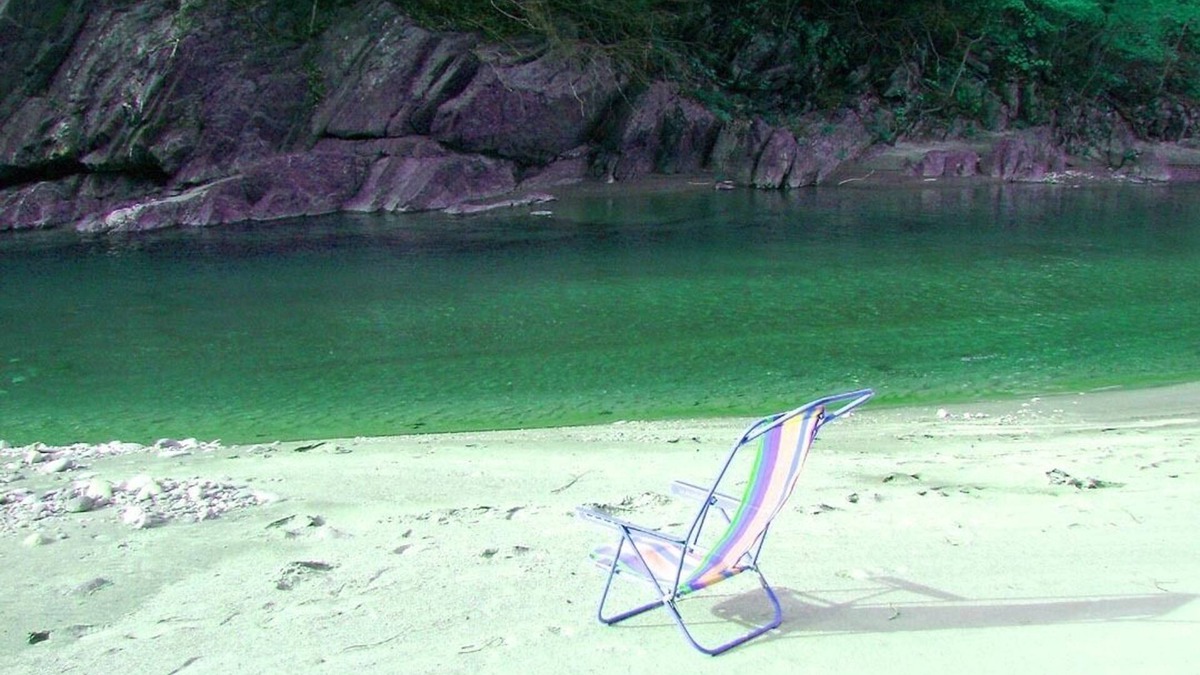 Williamsville Cottage | Romantic Rock River Cottage with Hot Tub, Fireplace & Beach - Newfane VT