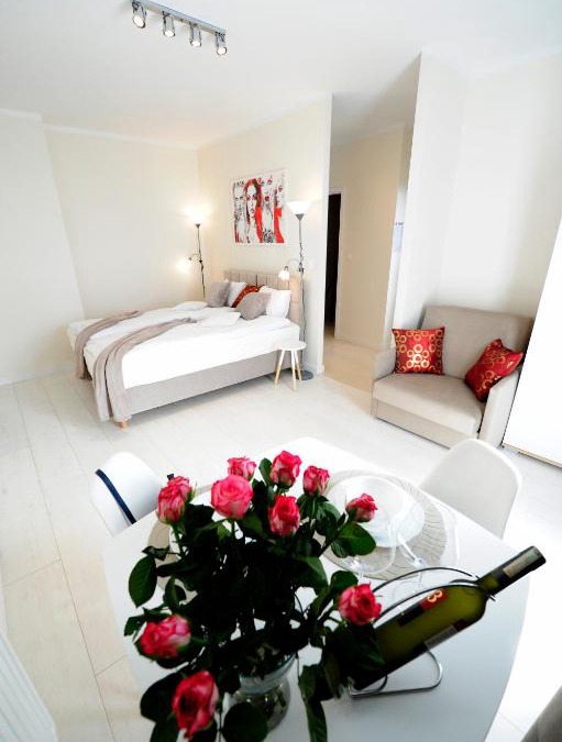 Czyzyny Apartment | Romantic Sky Apartment- 15th floor