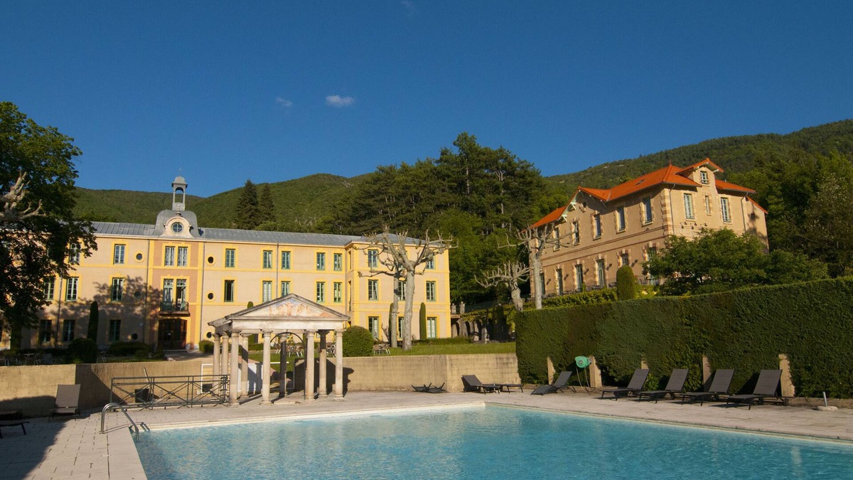 Montbrun-les-Bains Other | Romantic studio L'Adoration in a special castle in the heart of Provence