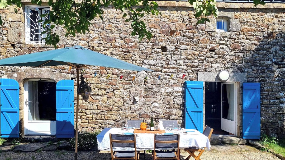 Locoal-Mendon House | Romantic stone house in Brittany (Morbihan) for up to 8 people, near the coast