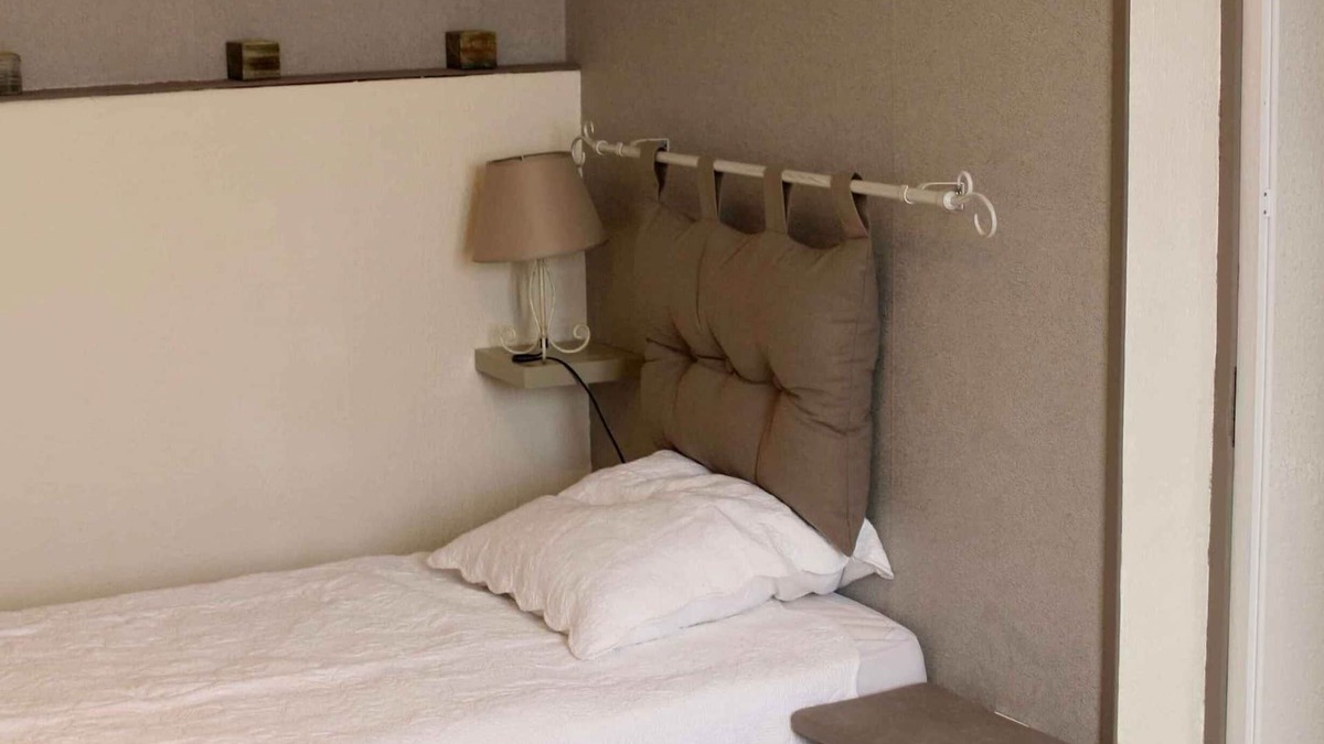 Bully-les-Mines House | Romantic style cottage for 4 to 6 people