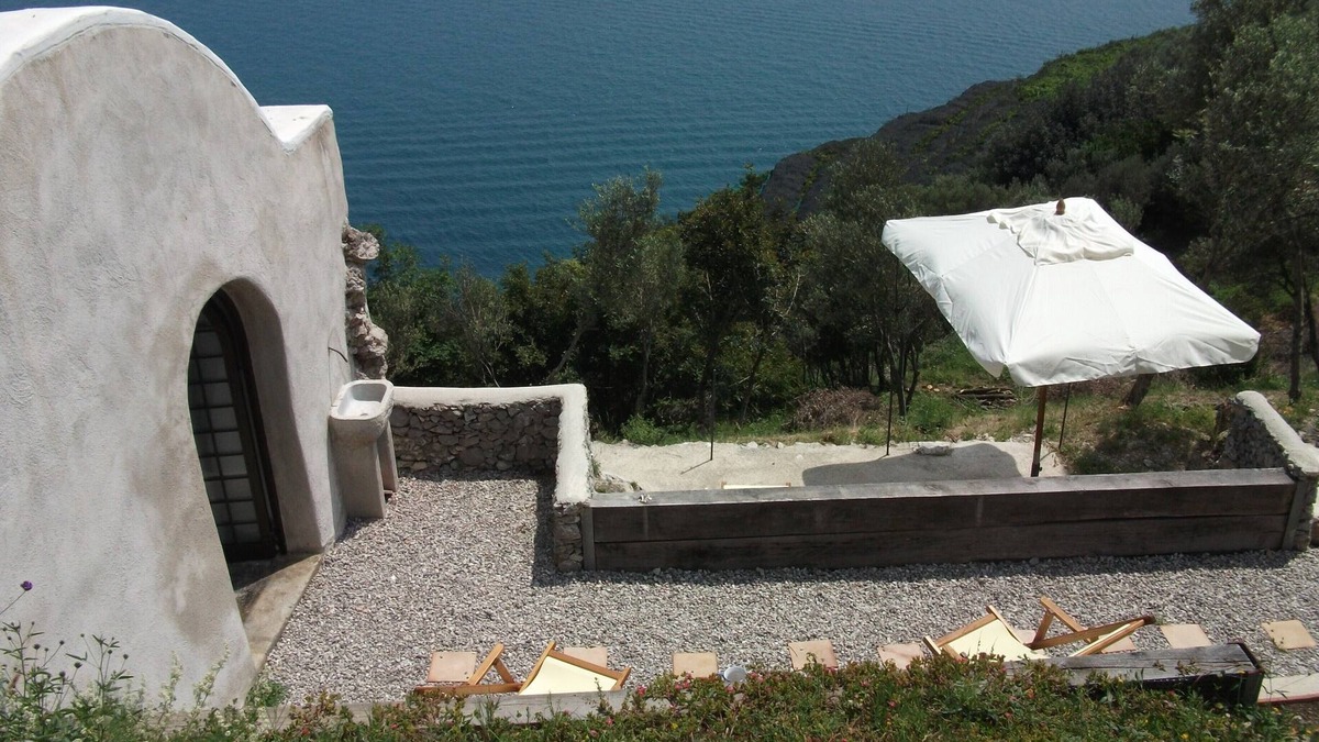 Erchie House | Romantic suite de charme with terrace overlooking the sea of Amalfi and with private parking