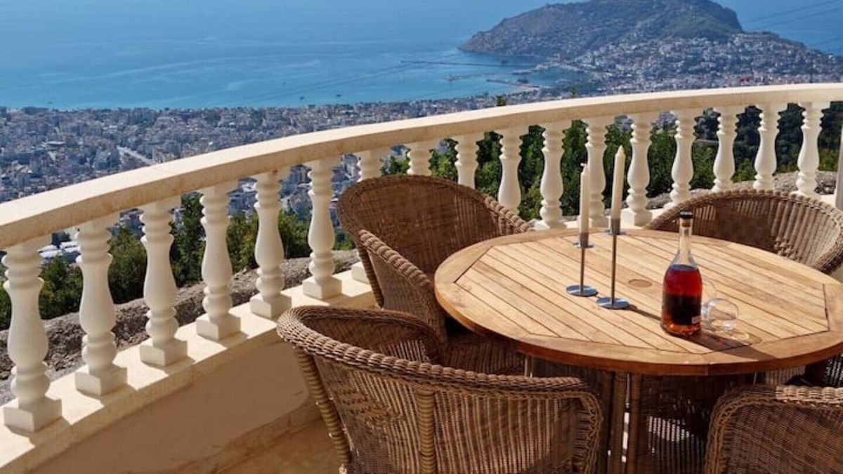 Alanya Villa | Romantic villa with private pool and unique panoramic views
