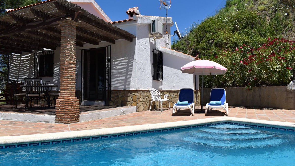 Competa Cottage | Romantica Finca The Hostel for 2 with private pool and fantastic views