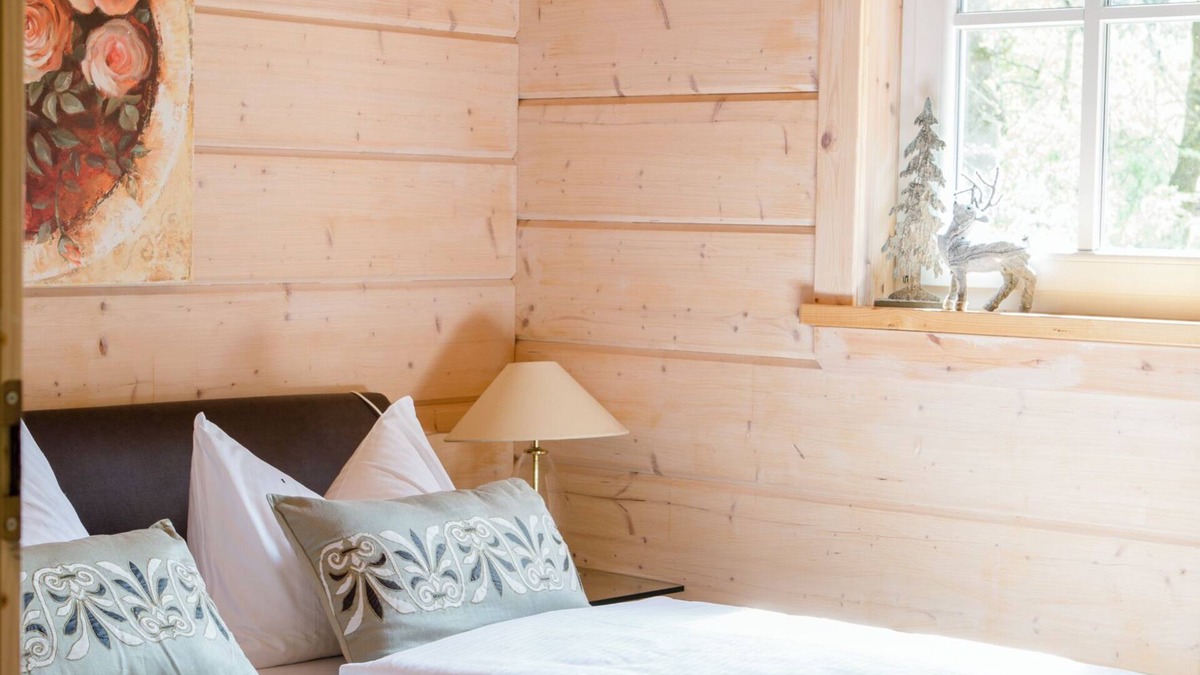 Helmbrechts Apartment | Romantisches Jagdhaus mit Sauna in Naturpark