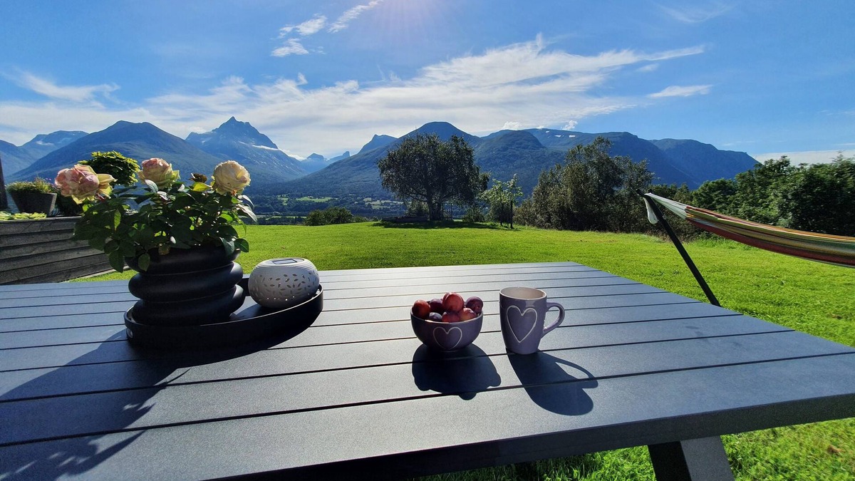 Rauma kommune Condo | Romsdalseggen Lodge.