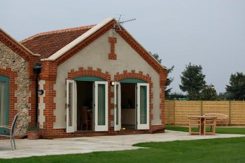 Hethel House | Romulus