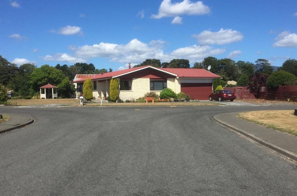 Tuatapere Bed & Breakfast | Ron and Tony's Bed & Breakfast