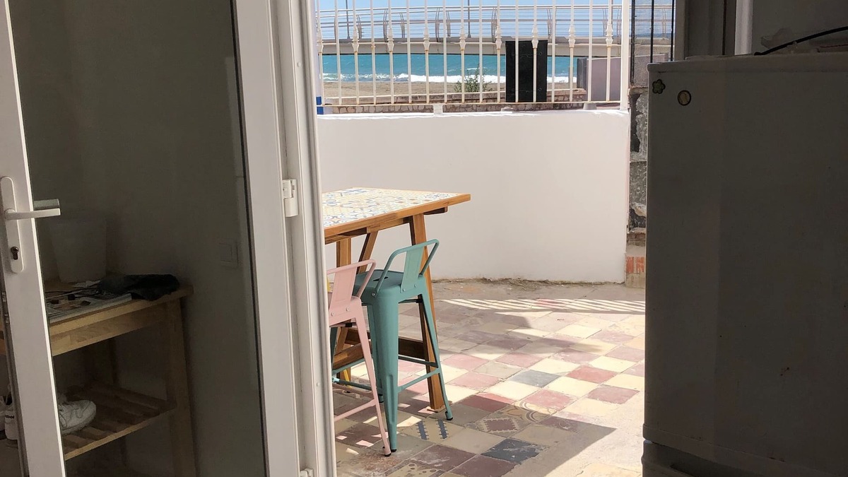 Malaga-Este House | Ronnies Beach House, nice 2 bedroom house with a big rooftop with great seaview