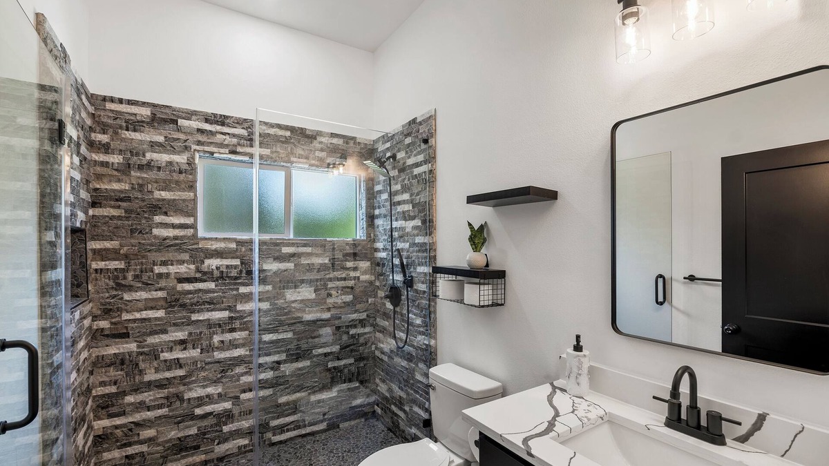 Somerville House | Roo's Hideaway, 3 bedroom 2 bath, Lake Somerville