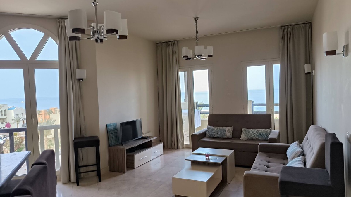 Sahl Hasheeh Apartment | Roof top penthouse with panorama sea view