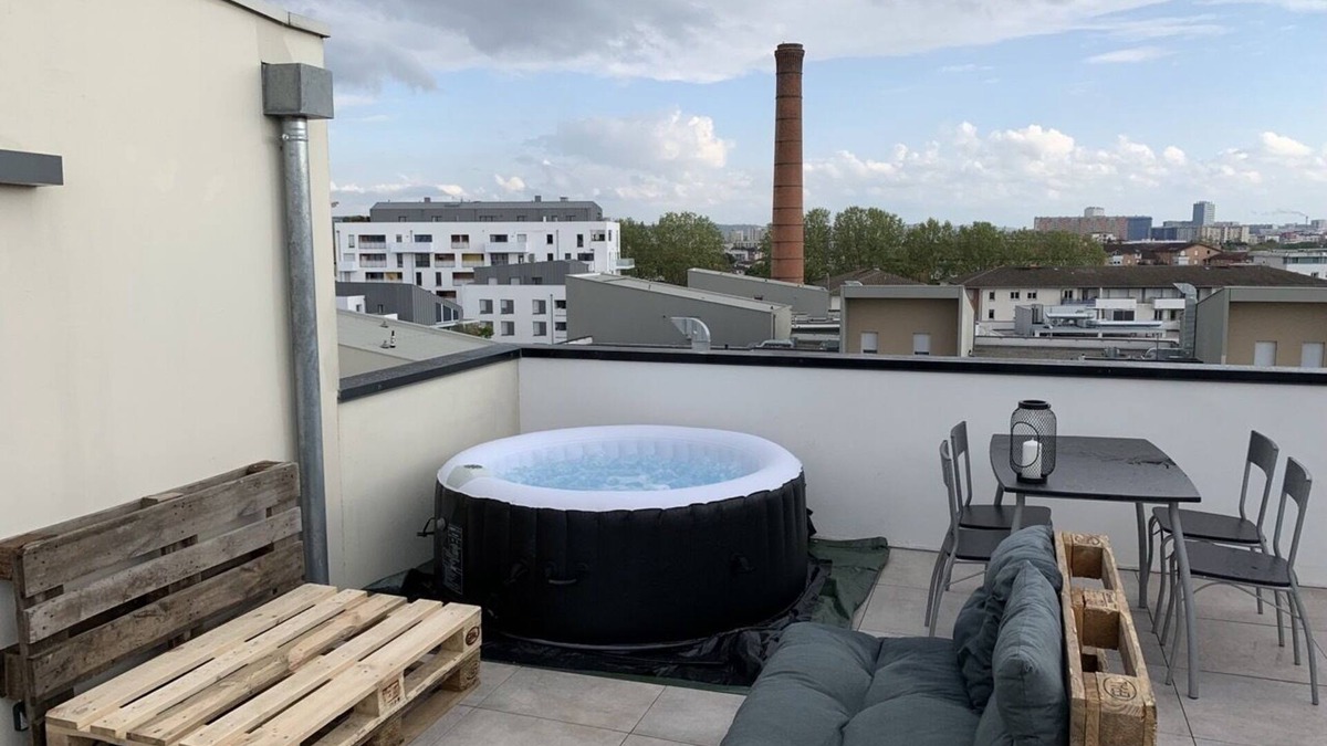 Fontaine-Bayonne-Cartoucherie Apartment | Rooftop aux Arènes vue Pyrénées Avec Jacuzzi