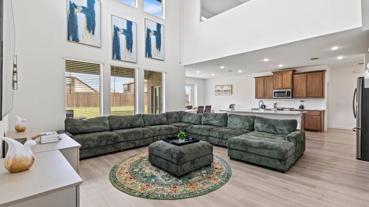 Mesquite House | Rooftop Bliss 4br with Crib/office Space, Free parking/AC with WiFi in Mesquite