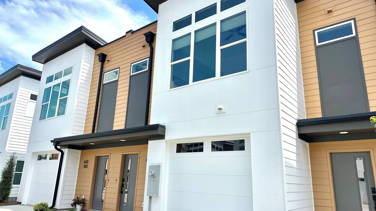 Downtown Condo | Rooftop DWTN Raleigh Oasis