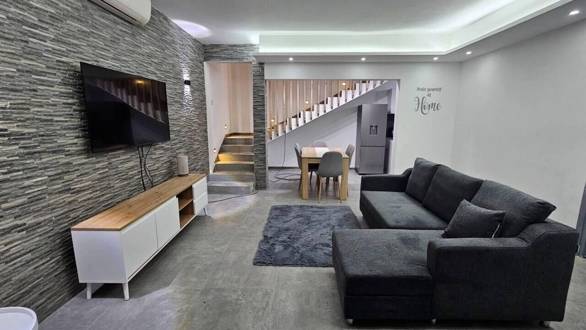 La Preneuse Villa | Rooftop Garden Jacuzzi Luxury Villa