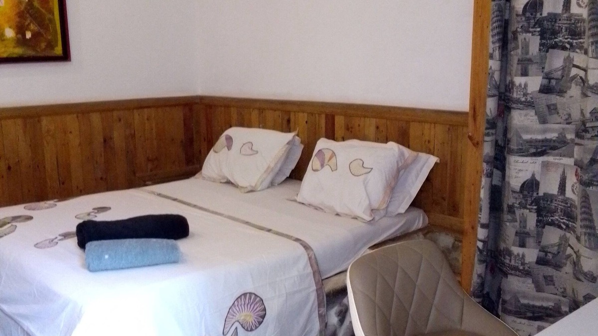 Ouakam Bed & Breakfast | Room 03