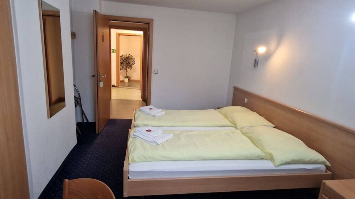 Naters House | Room 203 - Hotel Bellevue