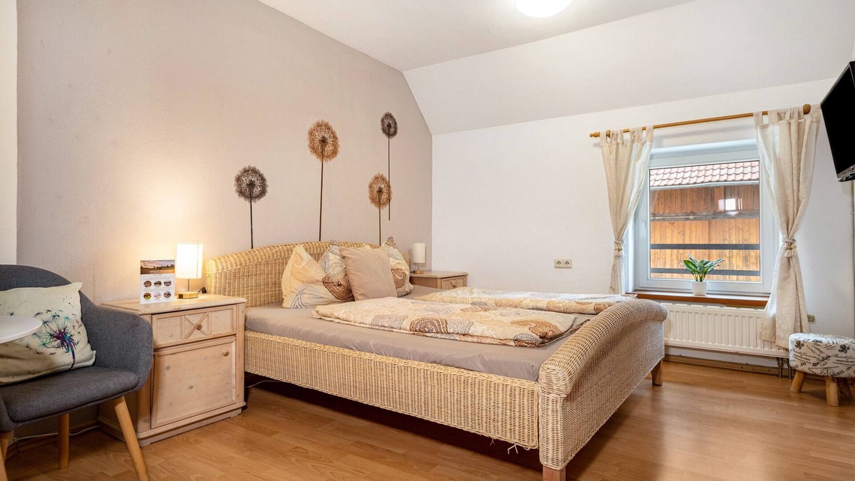 Ravensburg Apartment | 'Room 4', cozy double room with large bed