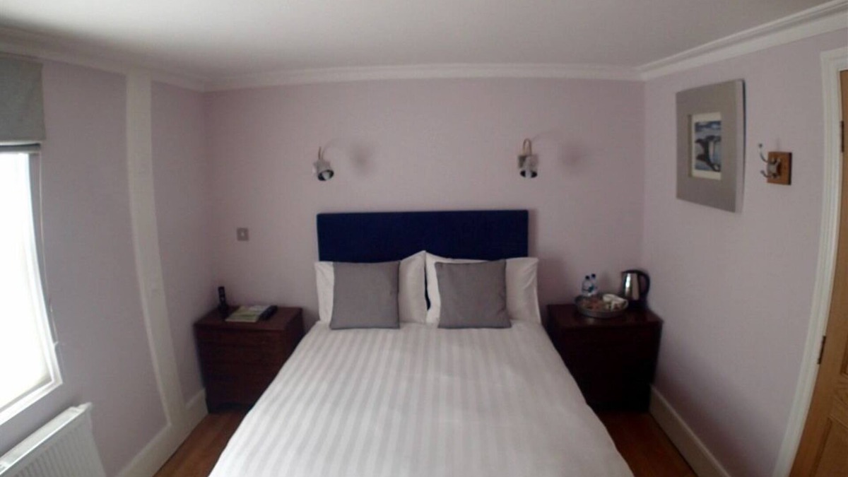 Ramsgate Hotel | Room 5-Double room-Ensuite with Bath
