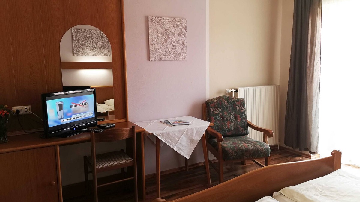 Strass im Attergau Cottage | Room 6 - Gasthof Pension Steinberger