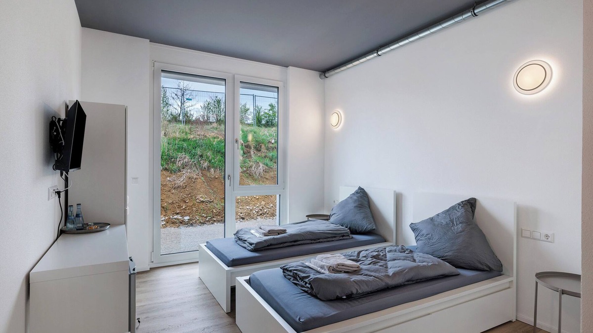 Dusslingen Apartment | Room '9' with Shared Terrace and Wi-Fi