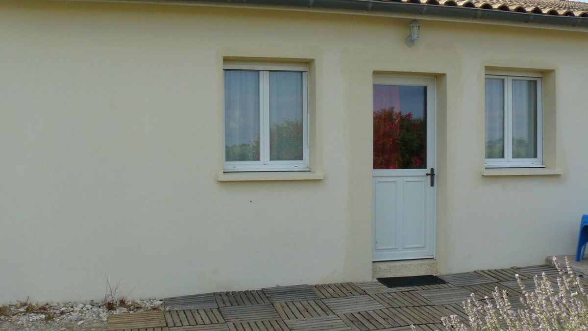 Saint-Michel-de-Fronsac House | Room and mezzanine 1 to 4 people with private bathroom