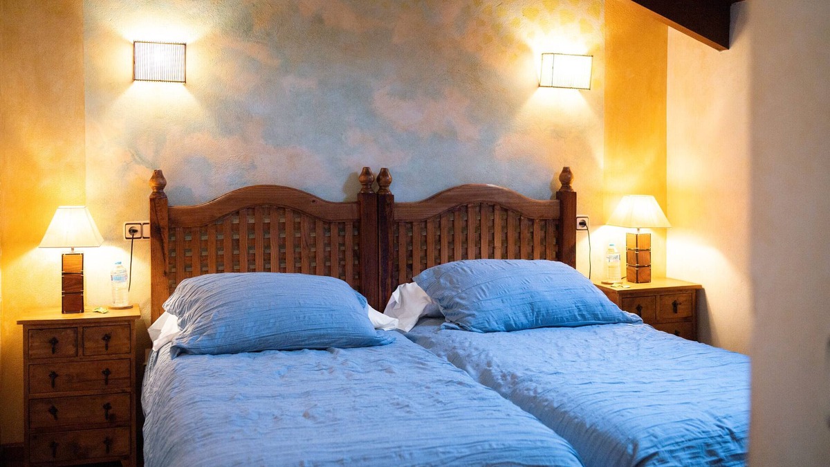Santianes de Ola Apartment | Room 'Araucaria' with Mountain View, Shared Garden and Wi-Fi