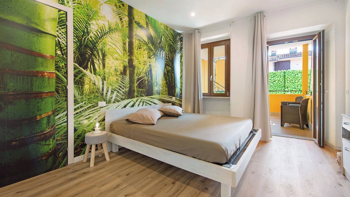 Gavardo Apartment | Room 'Camera Jungle' with Mountain View, Private Terrace and Wi-Fi