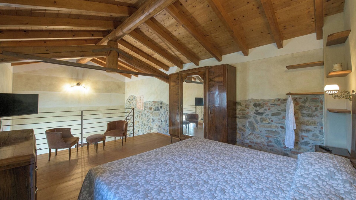 Gavi House | Room-charming Alessandria Apartment Retr
