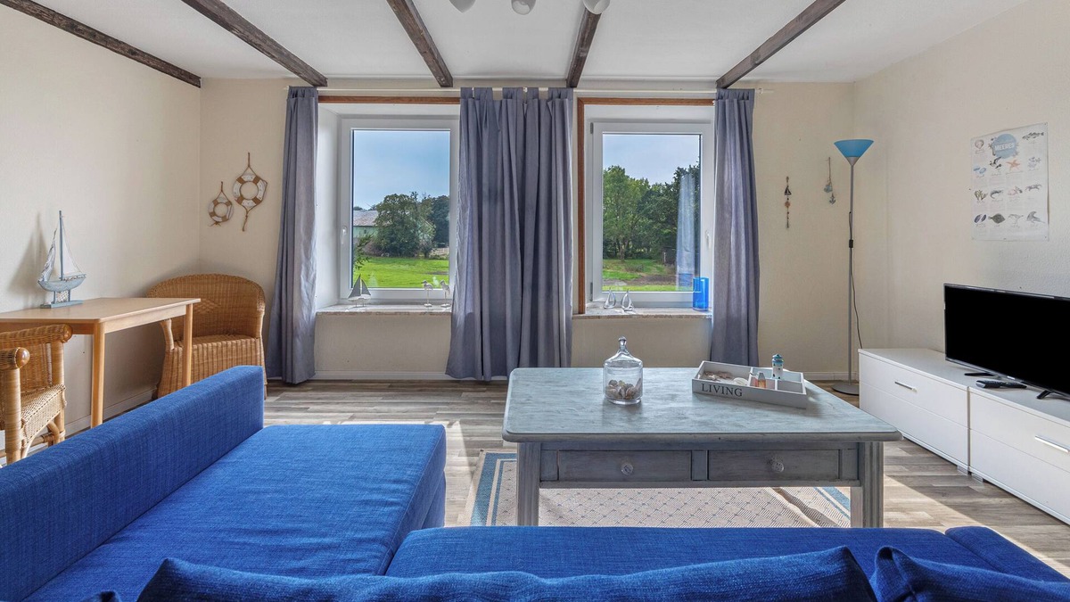 Barlt Apartment | Room 'Das Möwennest' with Shared Terrace and Shared Garden