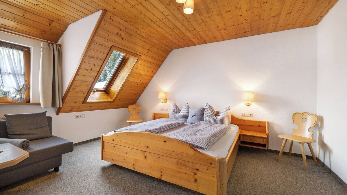 Ehlenbogen Apartment | Room 'Doppelzimmer 10' with Mountain View, Shared Terrace and Wi-Fi
