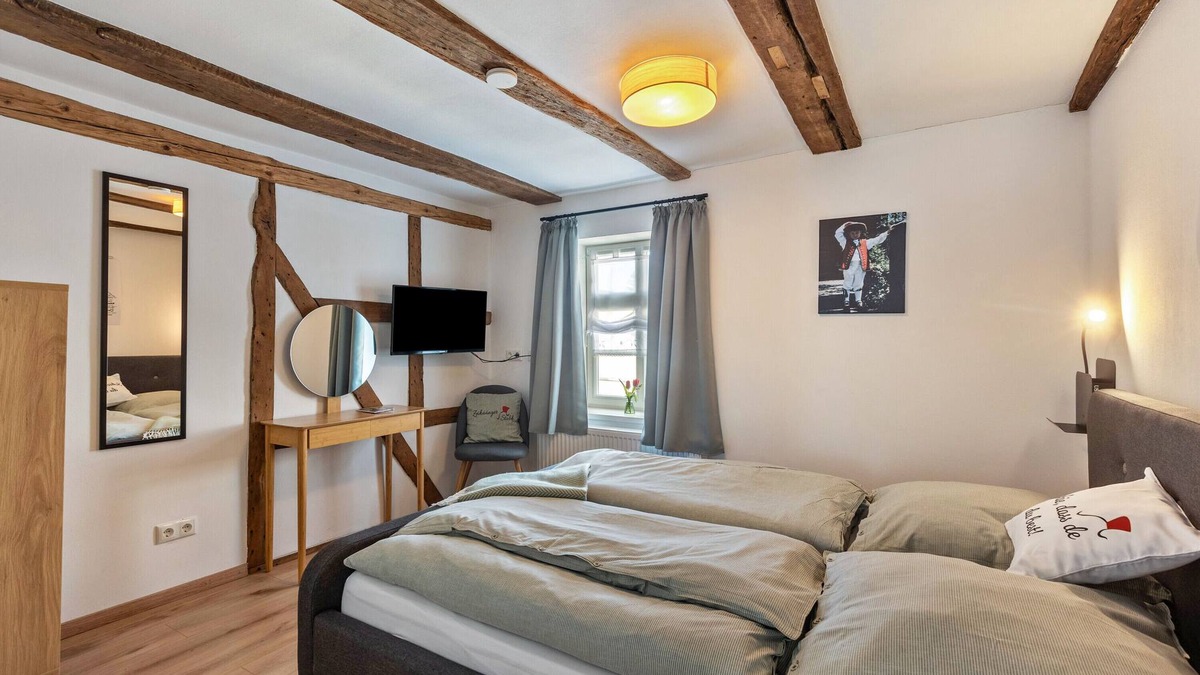 Ziegenhain Apartment | Room 'Doppelzimmer 3' with Wi-Fi