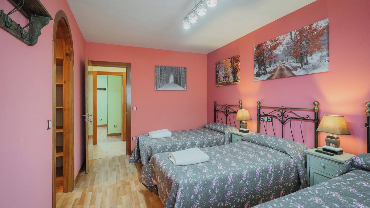 Palacios de la Sierra Apartment | Room 'El Castillo' with Shared Terrace, Shared Garden and Wi-Fi