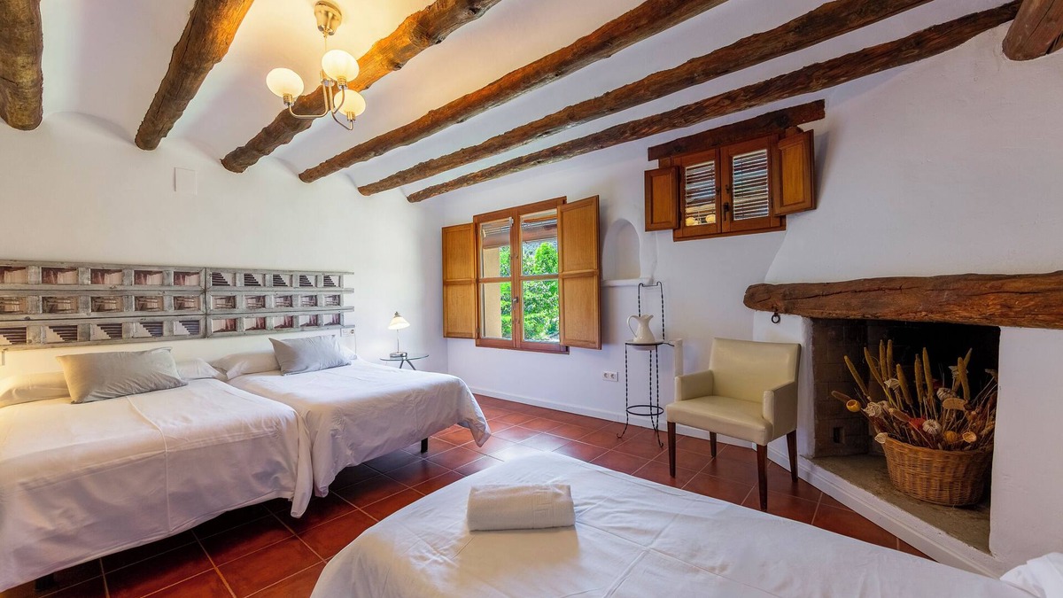 Puebla de Don Fadrique Apartment | Room 'Hab Doble 3 Molino Del Machero' with Mountain View, Shared Pool and Wi-Fi