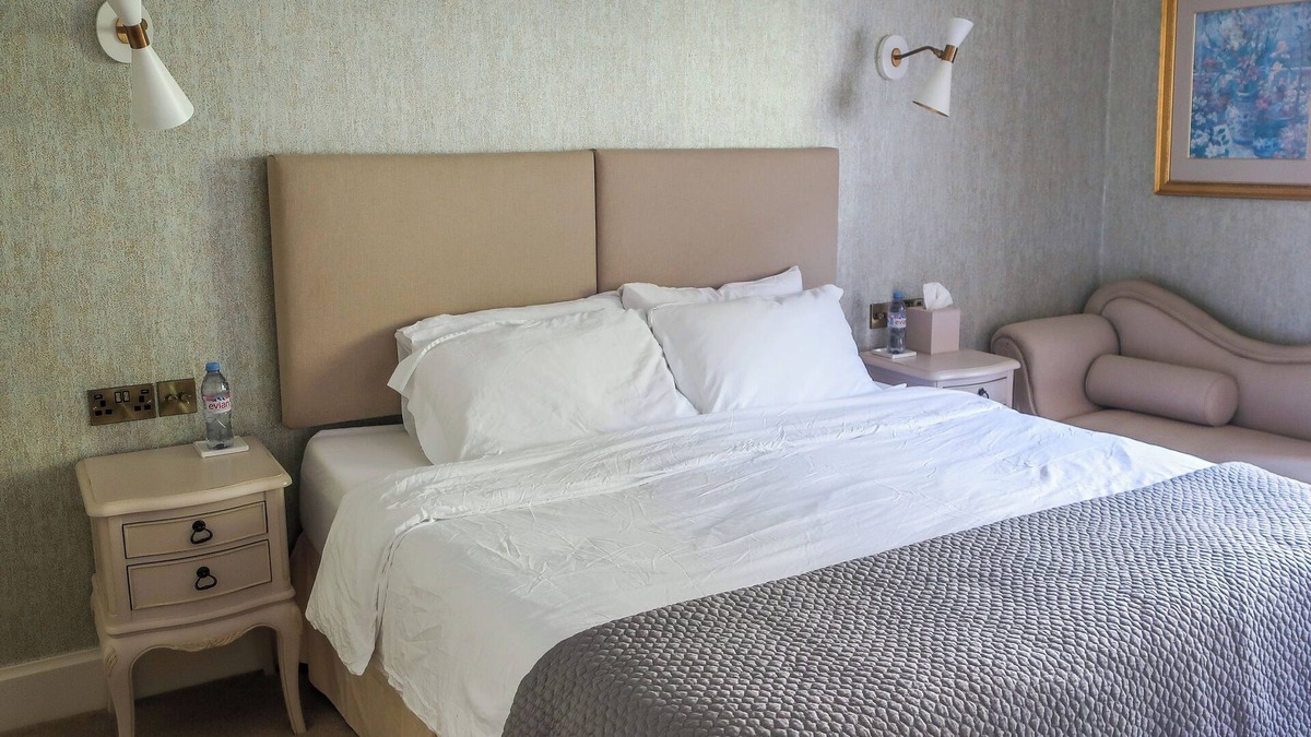 Walkerburn Bed & Breakfast | Room in 120-year-old country retreat, ideal for adventurers