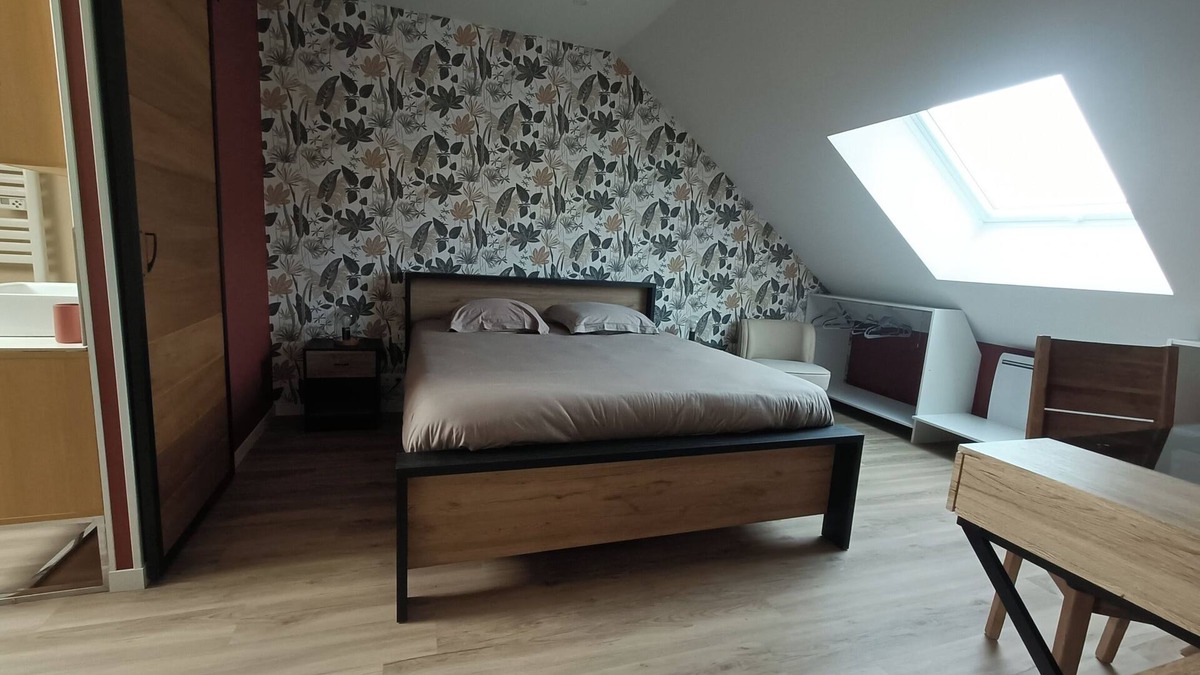 Ecommoy Apartment | Room in 2-person apartment